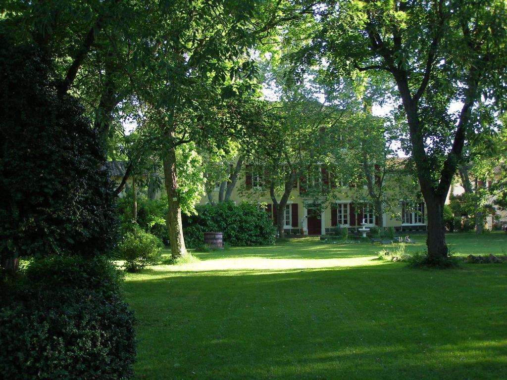 Le Relais Du Silence Chateau Lavail Labastide-dʼAnjou Exterior foto